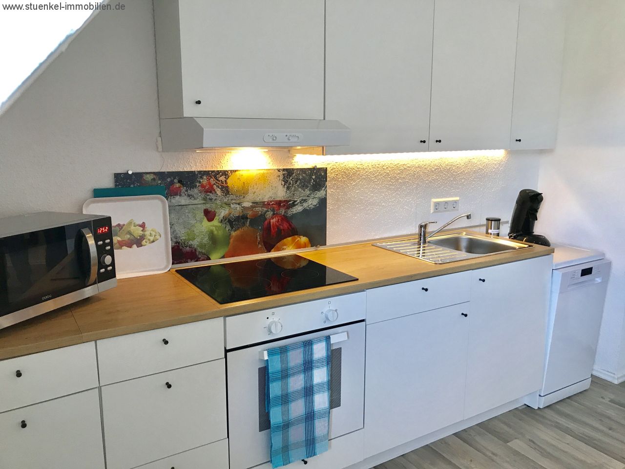 Mieten auf Zeit Voll-Möblierte Whg für max. 4 Personen