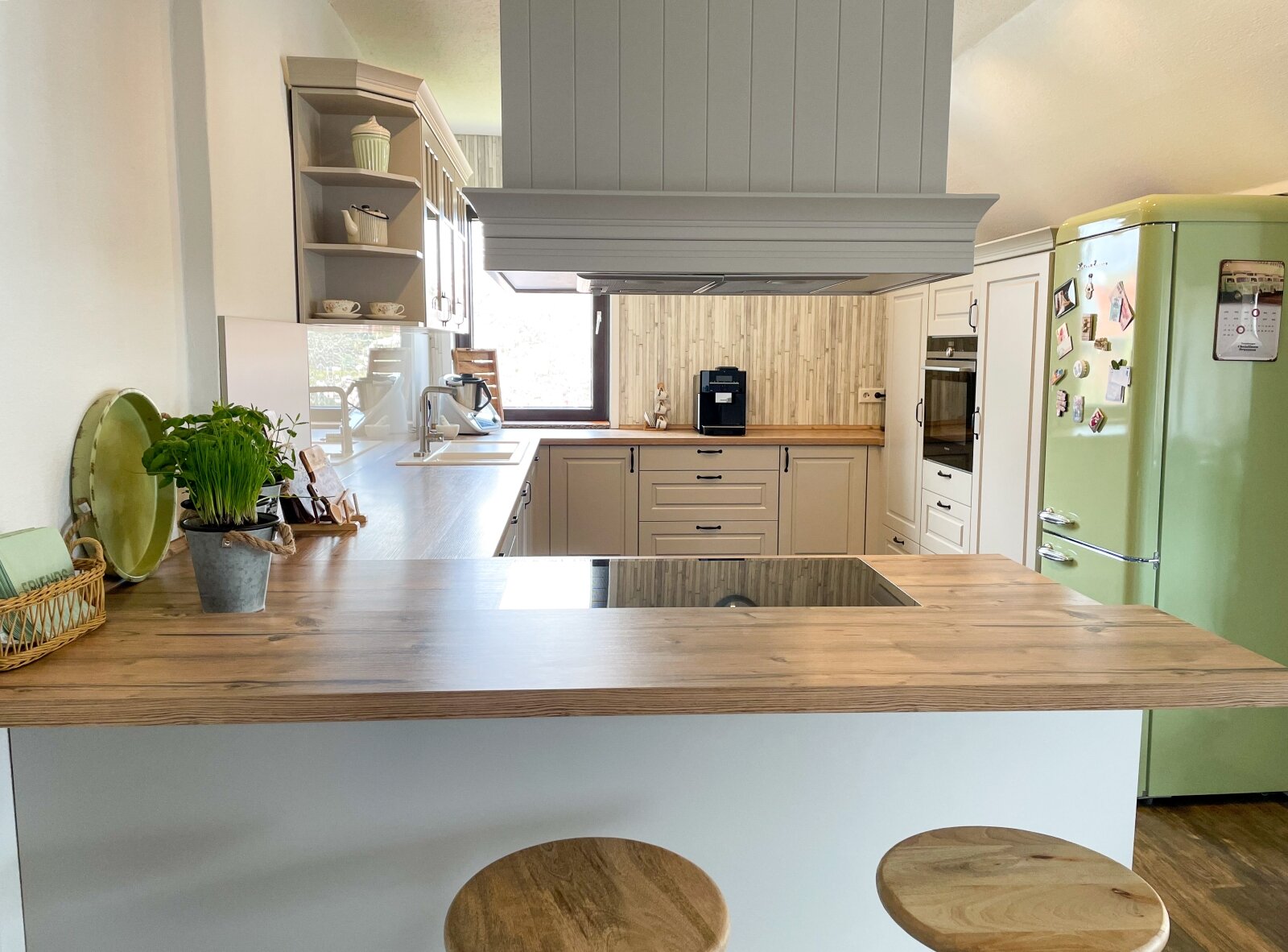 Moderne ETW mit offenem Grundriss, Gartenanteil, Garagenplatz und Ausbaupotenzial