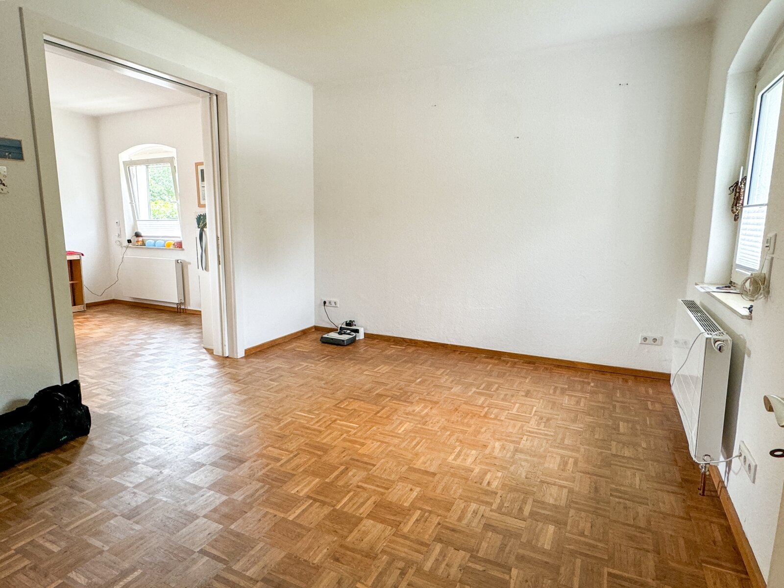 Modernisiertes EFH mit effizienter PV-Anlage – Heizung kaum benötigt