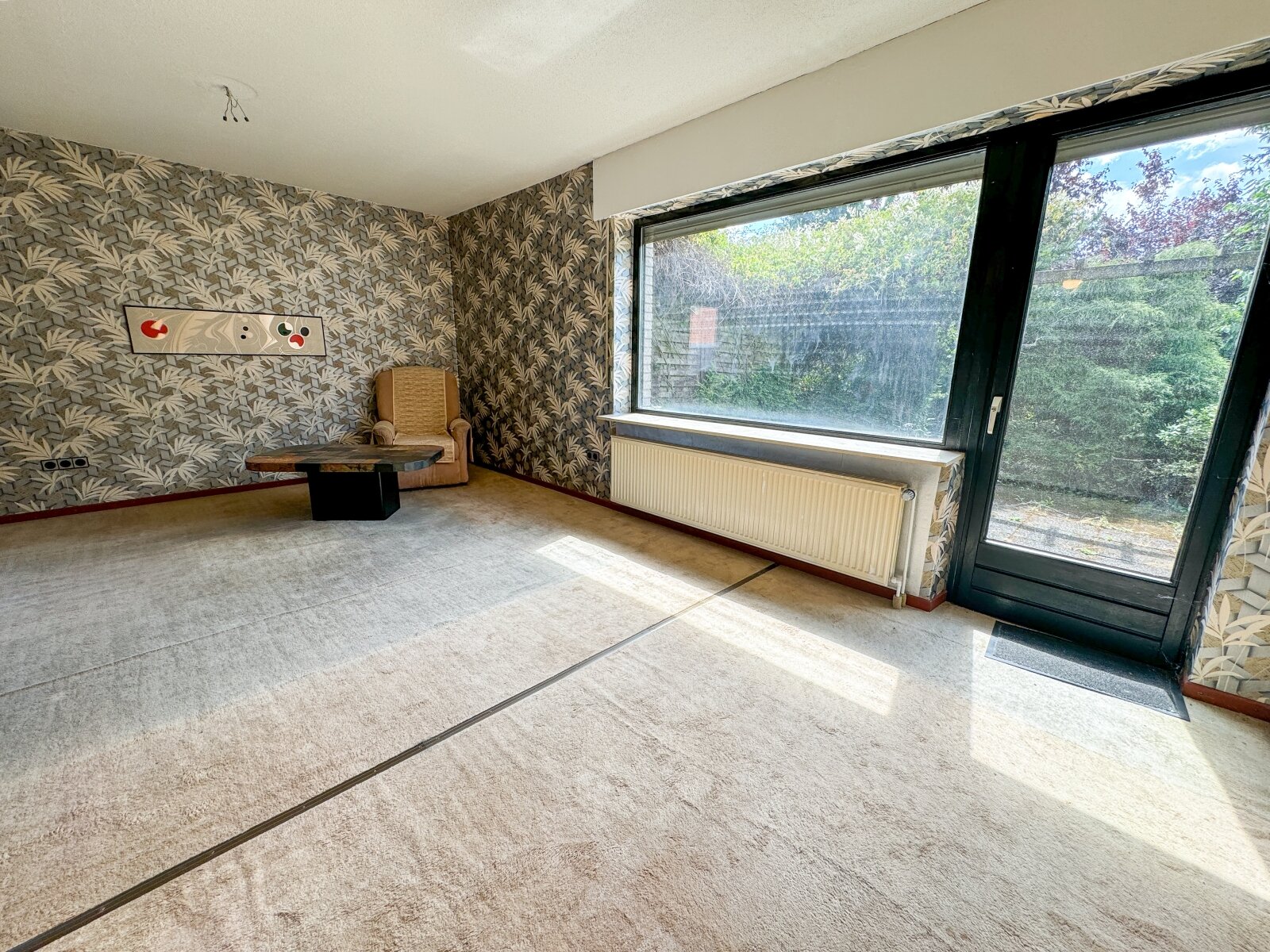 Vollkeller, Doppelgarage & Ausbaureserve: EFH in ruhiger Lage