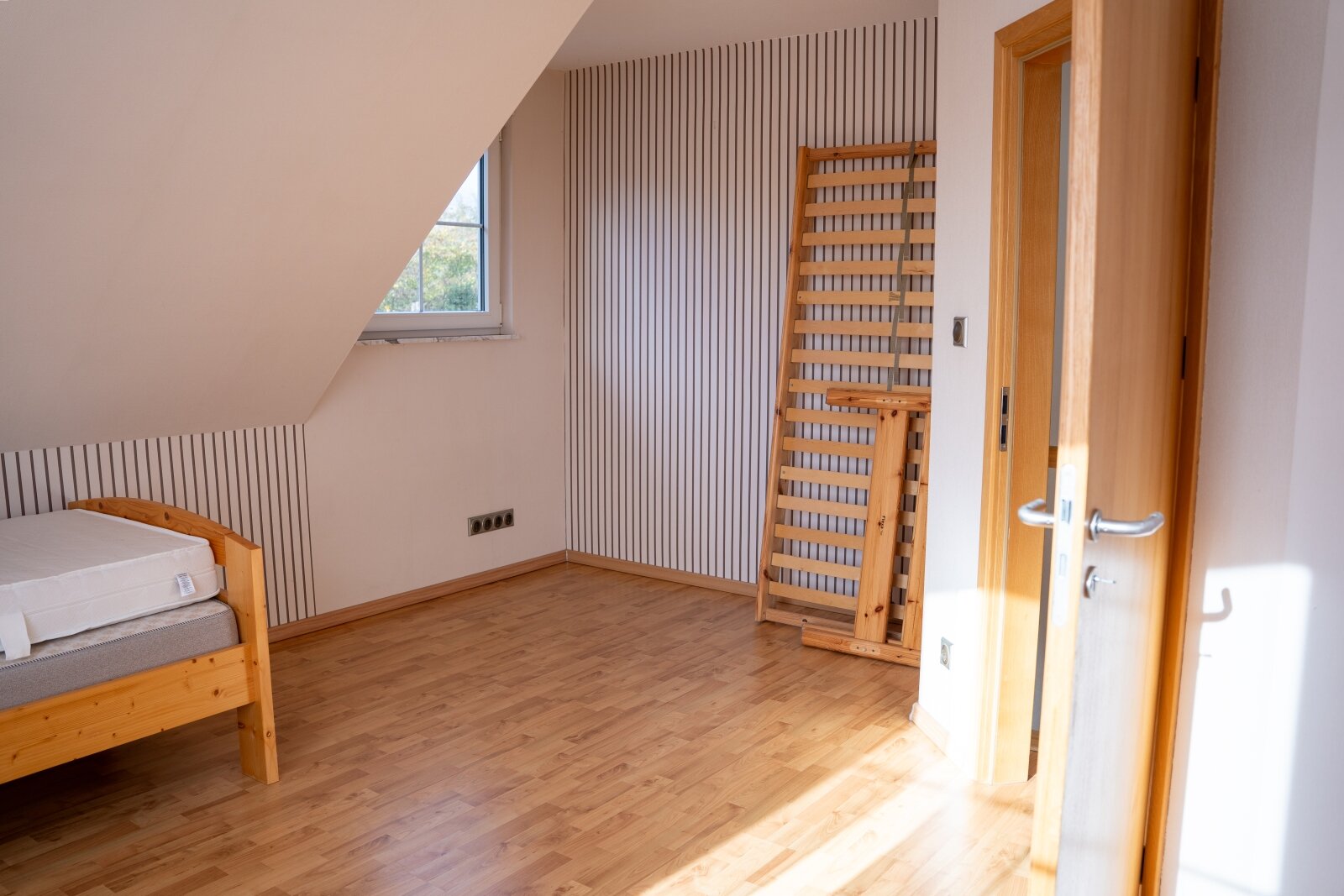 Wohlfühlhaus – EFH mit Vollkeller, Garage & idealer Lage