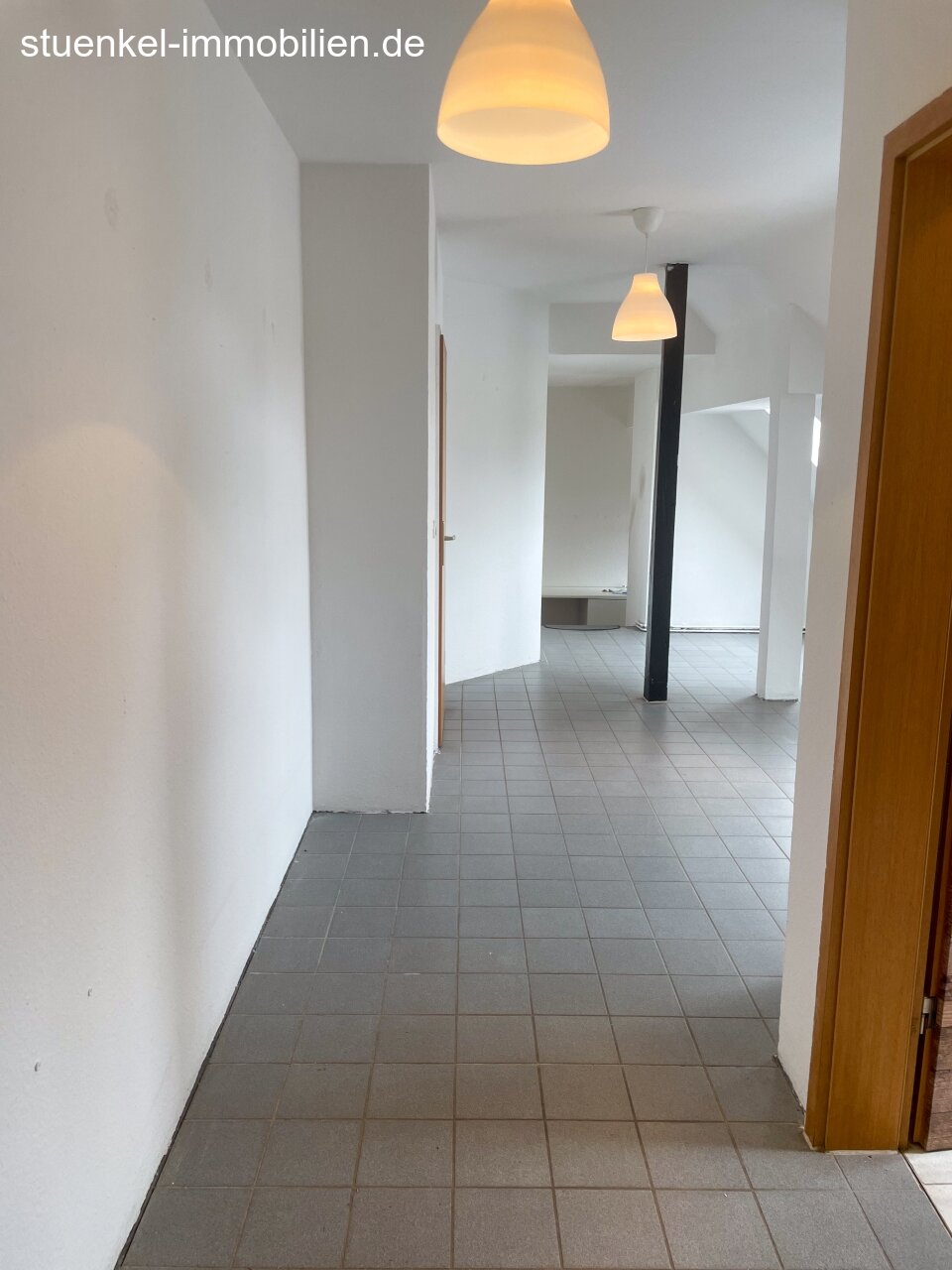 2-Zi-Whg. mit PKW-Stellplatz und Abstellraum in Husum