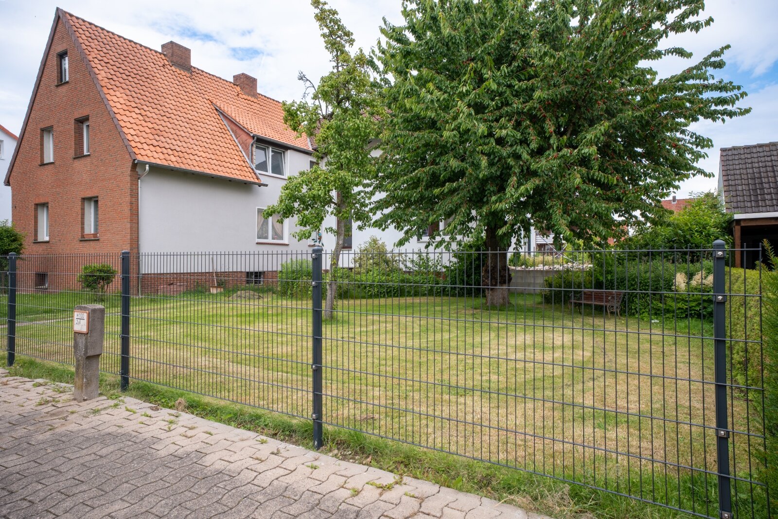 Zwei Häuser – viele Möglichkeiten! Saniertes Mehrfamilienhaus für Eigennutzer, Kapitalanleger & Mehrgenerationenwohnen