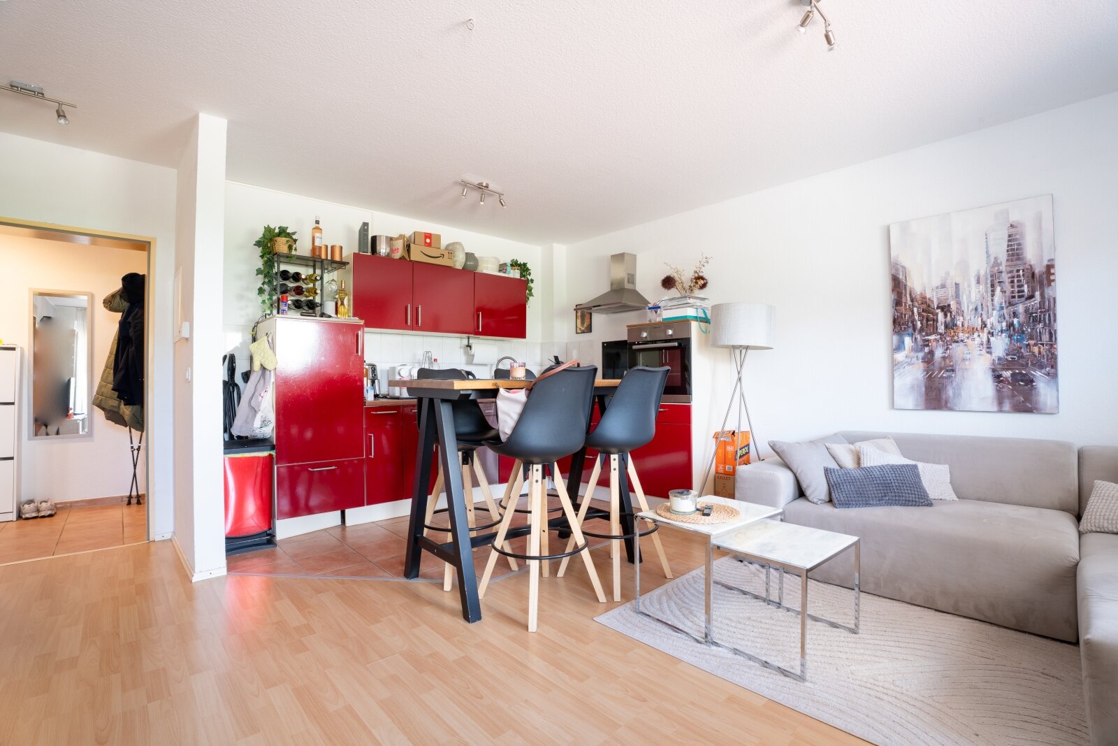Vermietete 2-Zimmer-Eigentumswohnung mit Balkon, Aufzug & barrierearmem Wohnkomfort