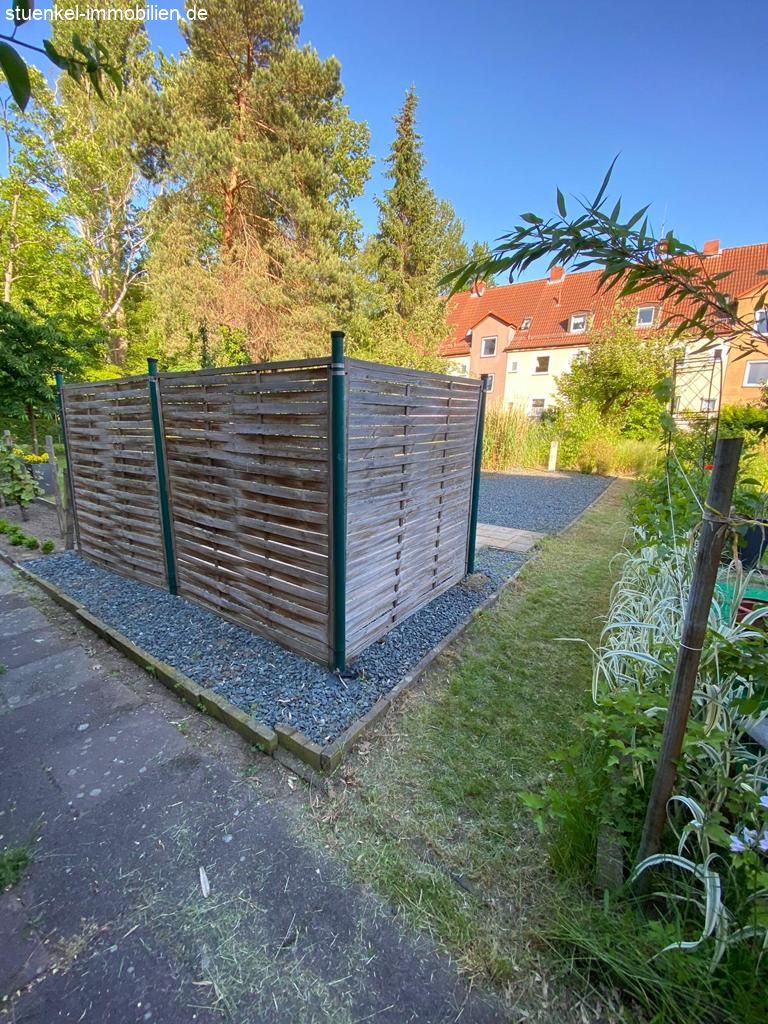 Ruhig gelegene sanierte 2-Zimmer-Wohnung in Hannover-Mittelfeld