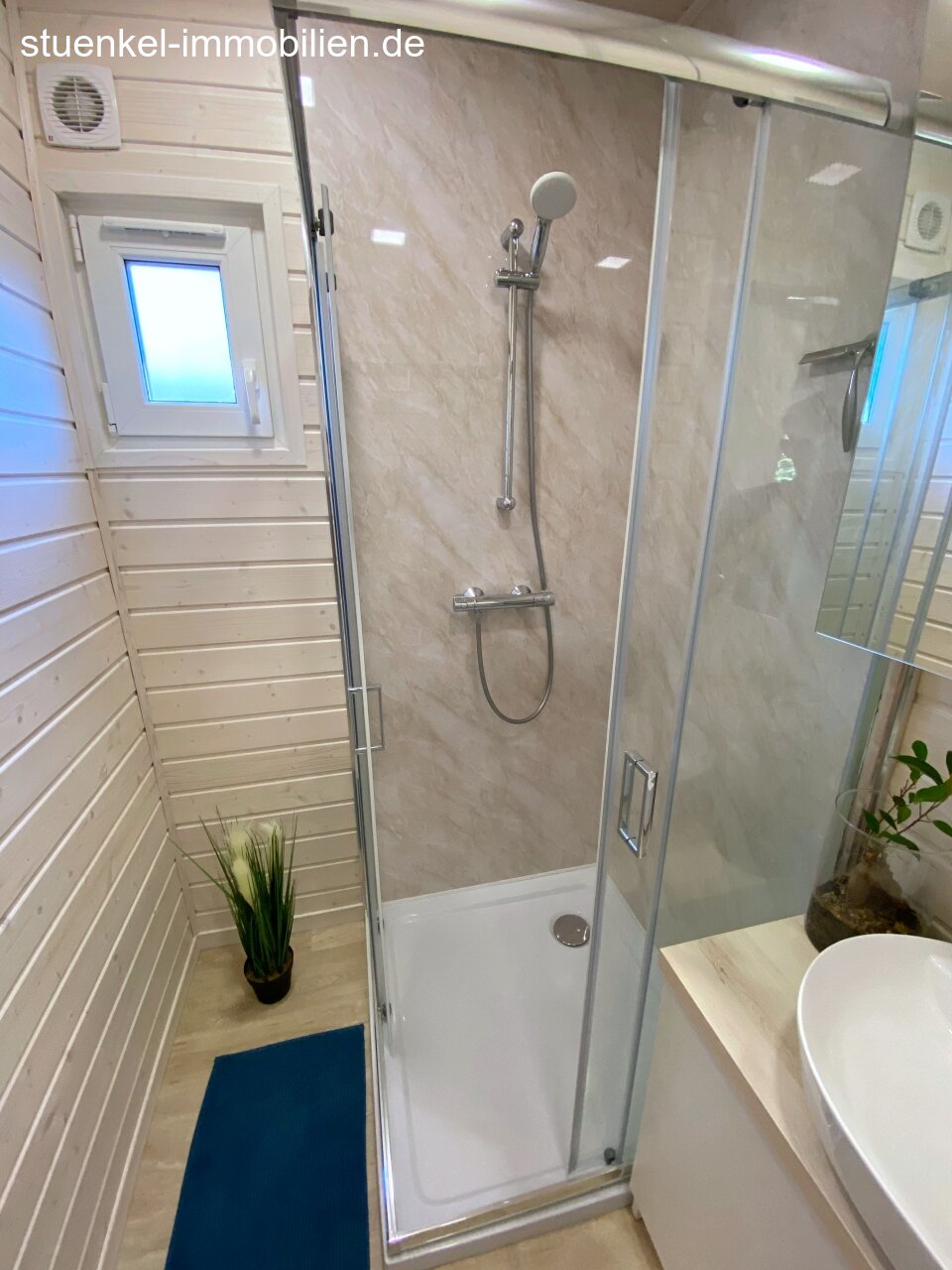 Bsp. Ansicht Dusche Bsp. Ansicht Dusche