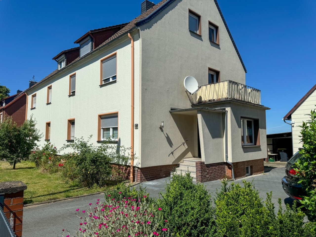 Vordere Hausansicht