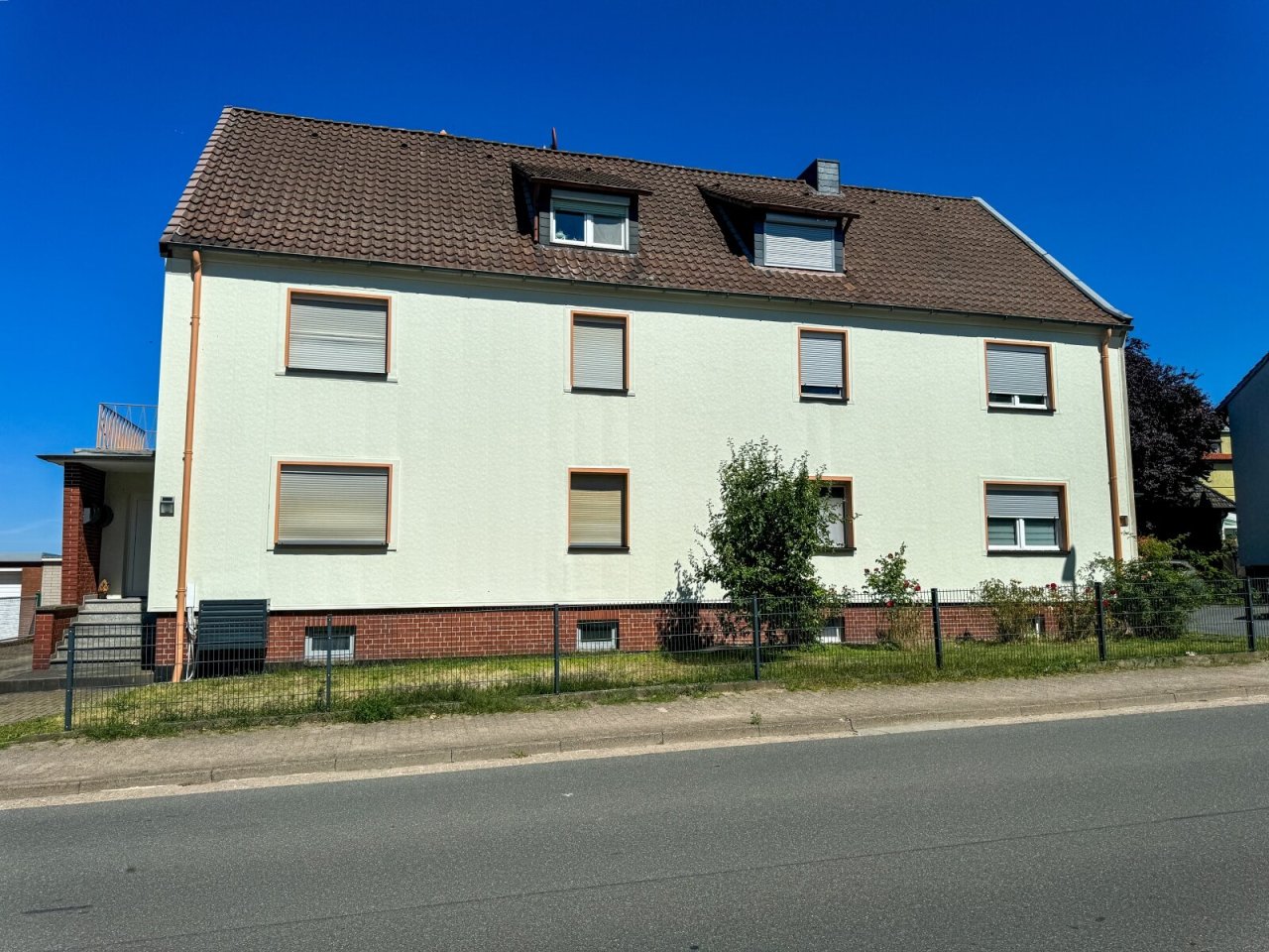 Vordere Hausansicht