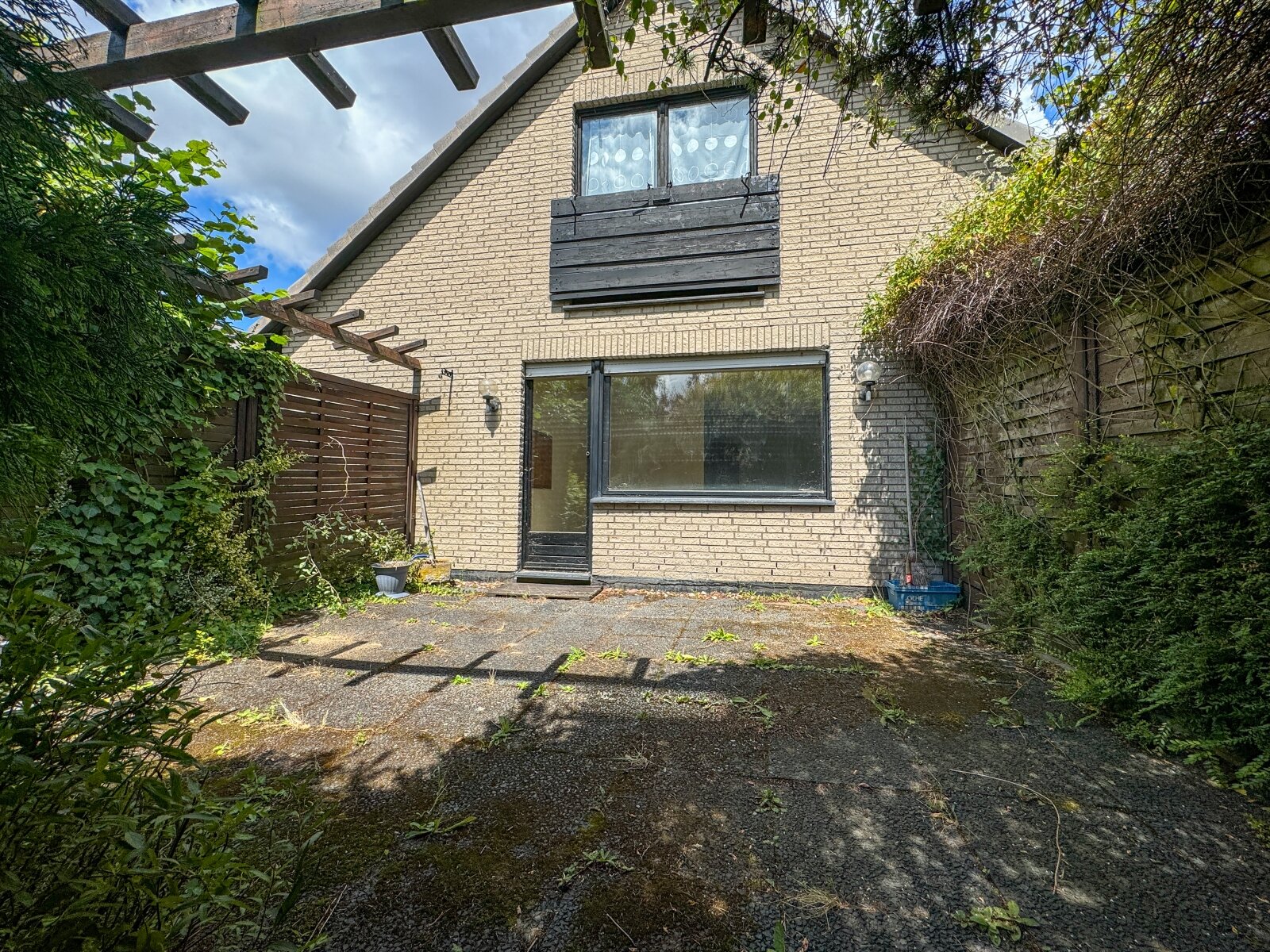 Hinteransicht Hinteransicht