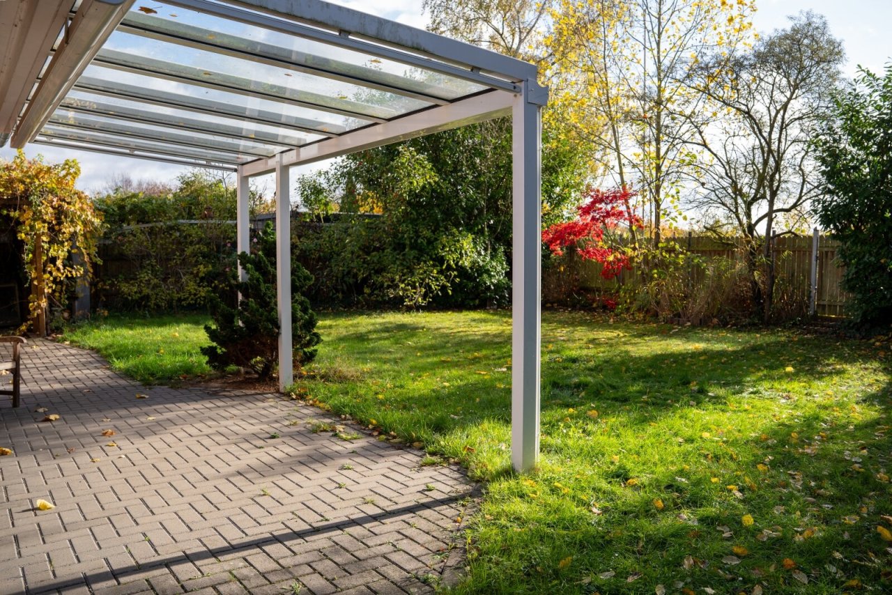 Überdachte Terrasse