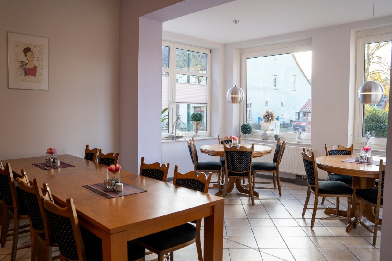 EG: Frühstücksraum