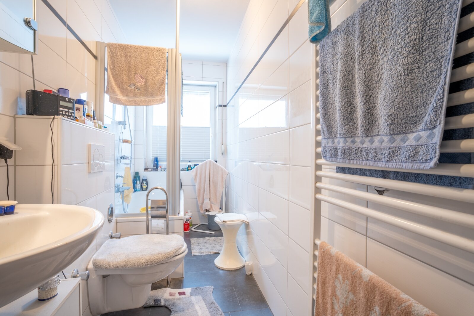 EG rechts: Badezimmer