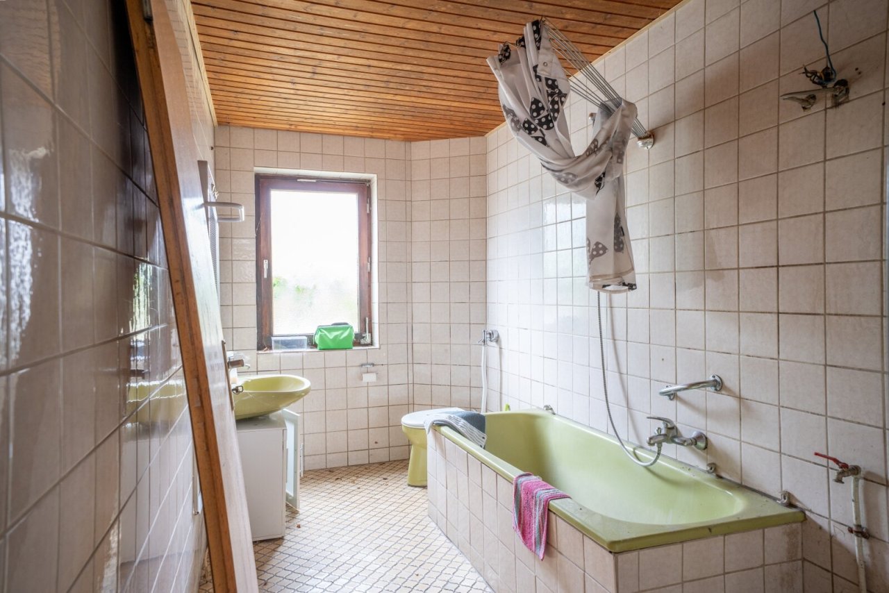 Anbau: Badezimmer