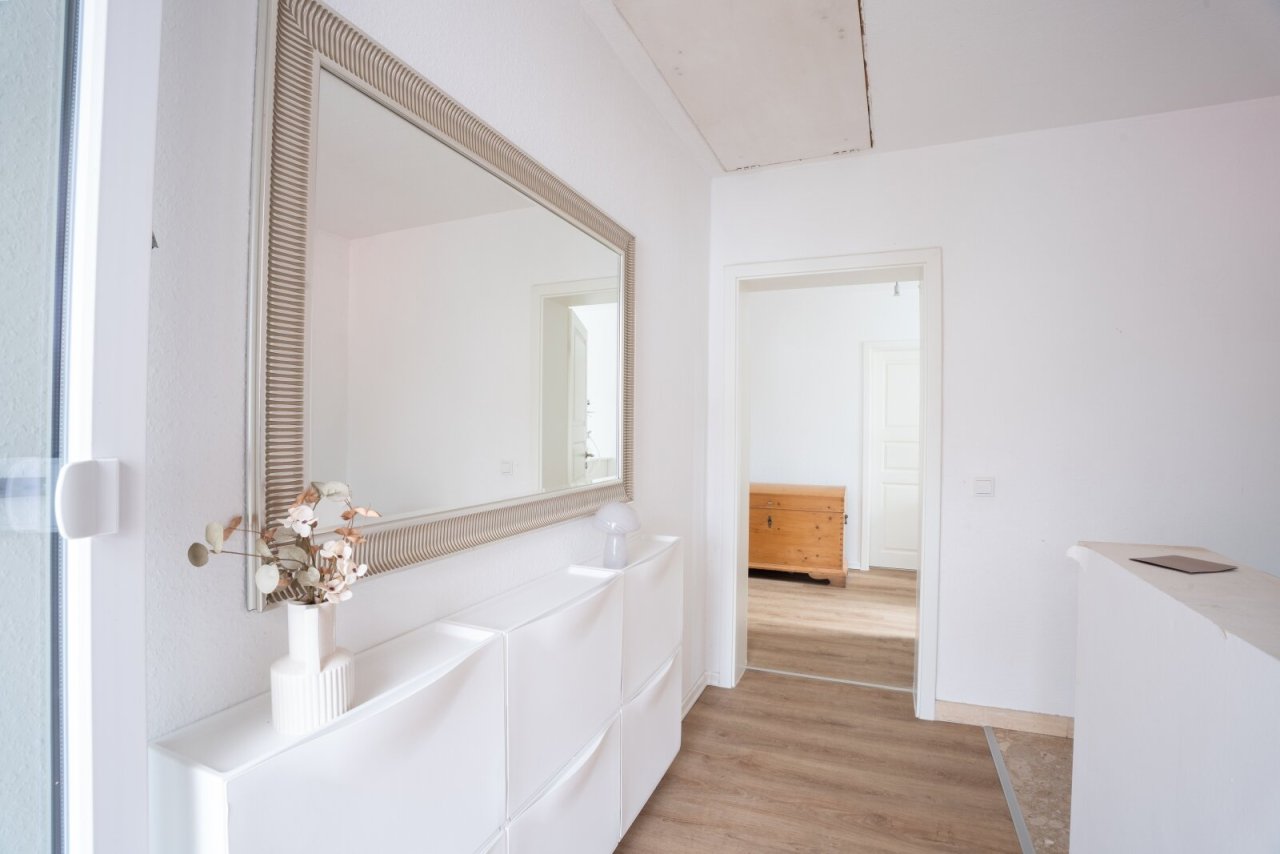 Haus 2: Flur OG Haus 2: Flur OG