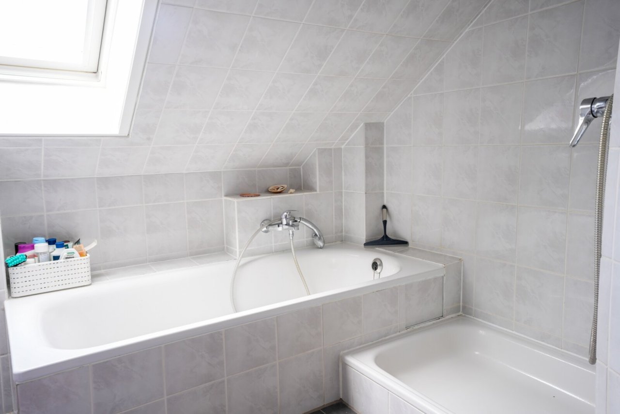 OG: Badezimmer OG: Badezimmer