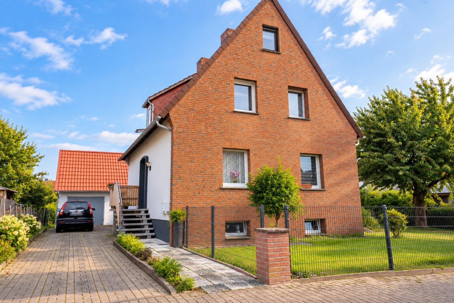 Haus 1: Eingangsbereich Haus 1: Eingangsbereich